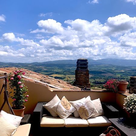 La Terrazza Sul Verde, Vista Mozzafiato In Pieno Centro Daire Todi Dış mekan fotoğraf